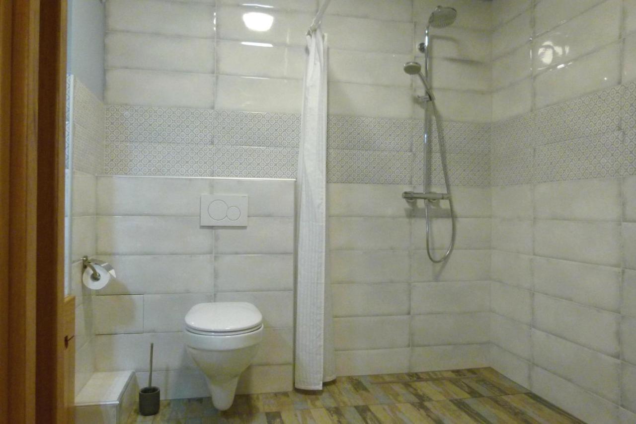 Haus Monti Hotel Maria Lanzendorf Ngoại thất bức ảnh