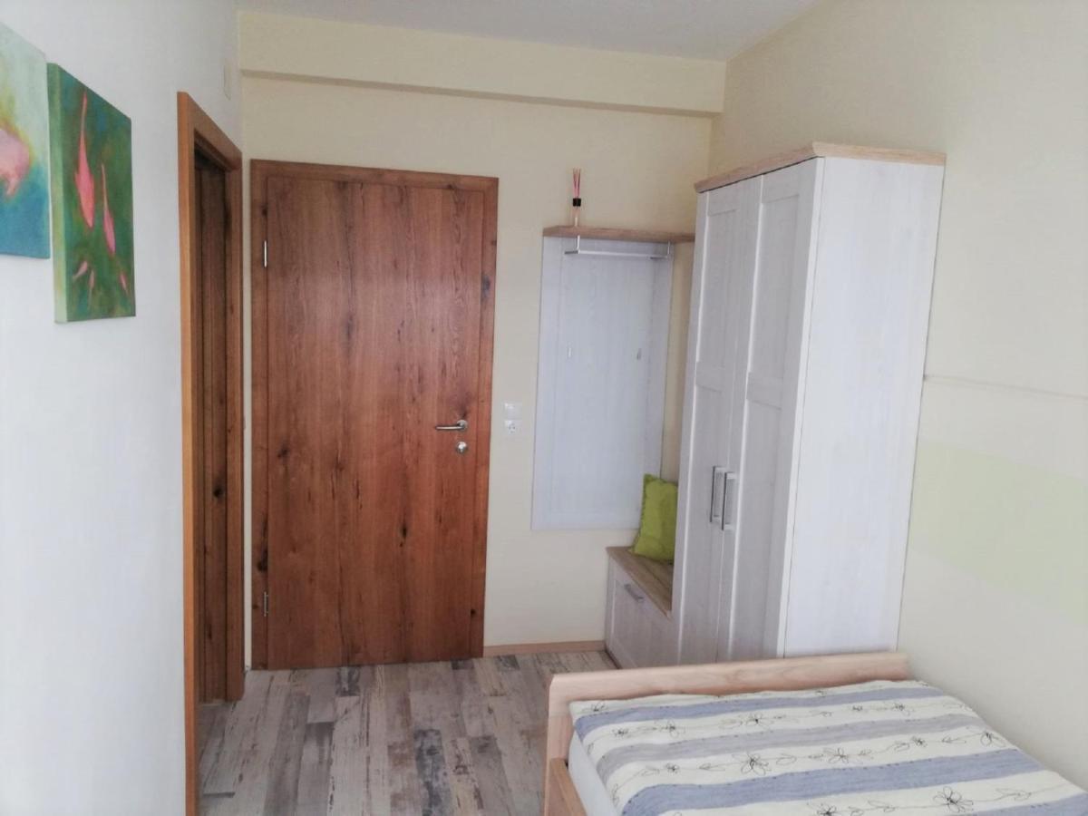 Haus Monti Hotel Maria Lanzendorf Ngoại thất bức ảnh