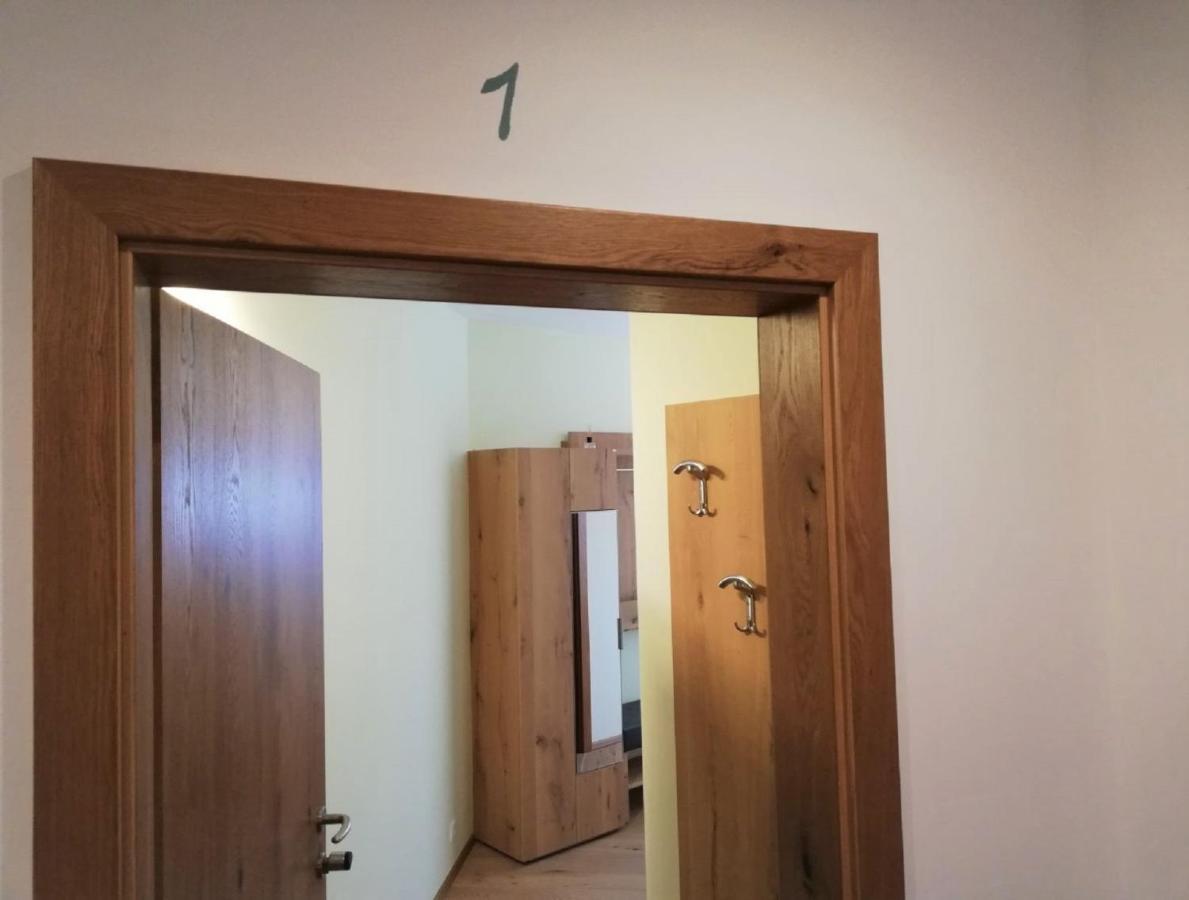 Haus Monti Hotel Maria Lanzendorf Ngoại thất bức ảnh